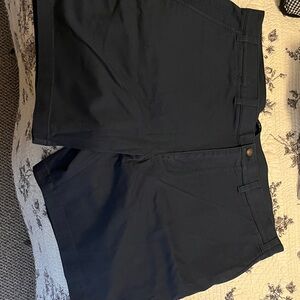 Duck Head Men’s Flat Front shorts in Navy. 7” inseam.